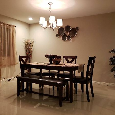 Beautiful 3 Bed/2 Bath Cozy Get Away Home Las Vegas Exterior foto