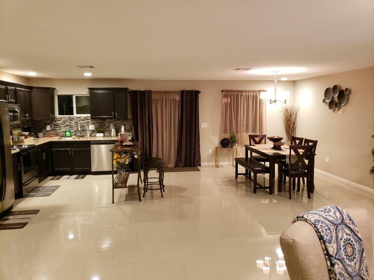 Beautiful 3 Bed/2 Bath Cozy Get Away Home Las Vegas Exterior foto