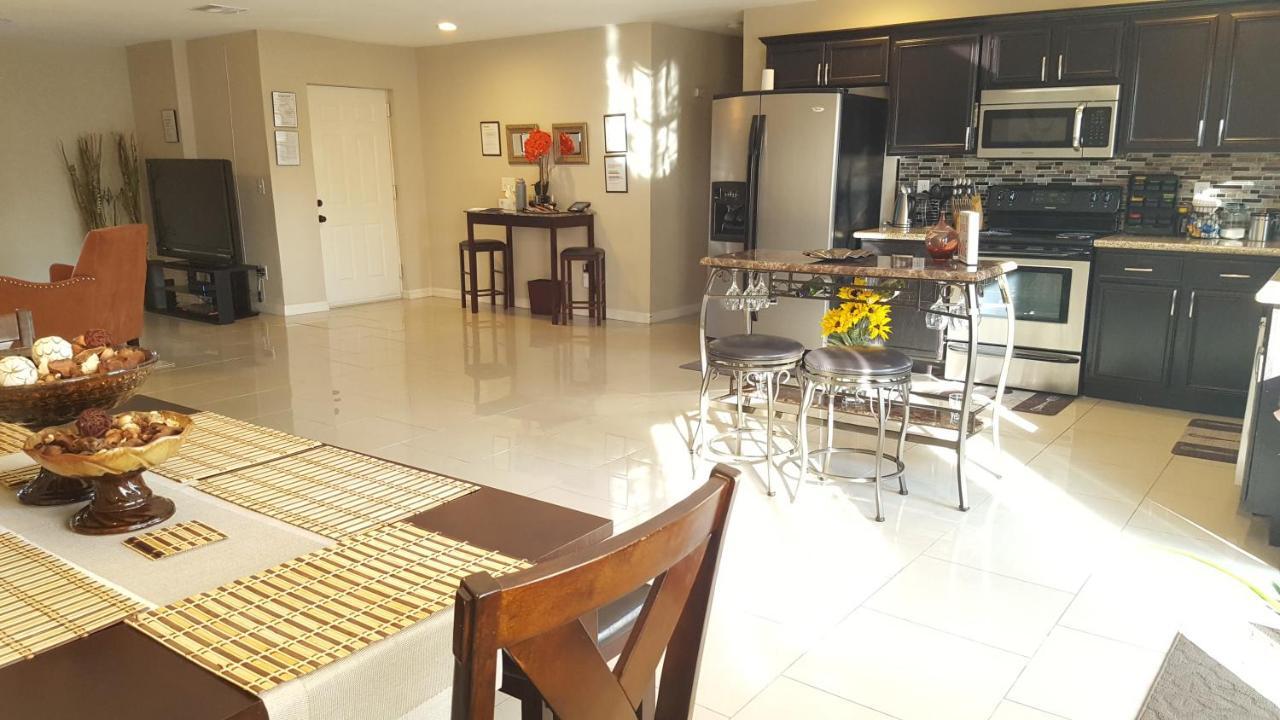 Beautiful 3 Bed/2 Bath Cozy Get Away Home Las Vegas Exterior foto