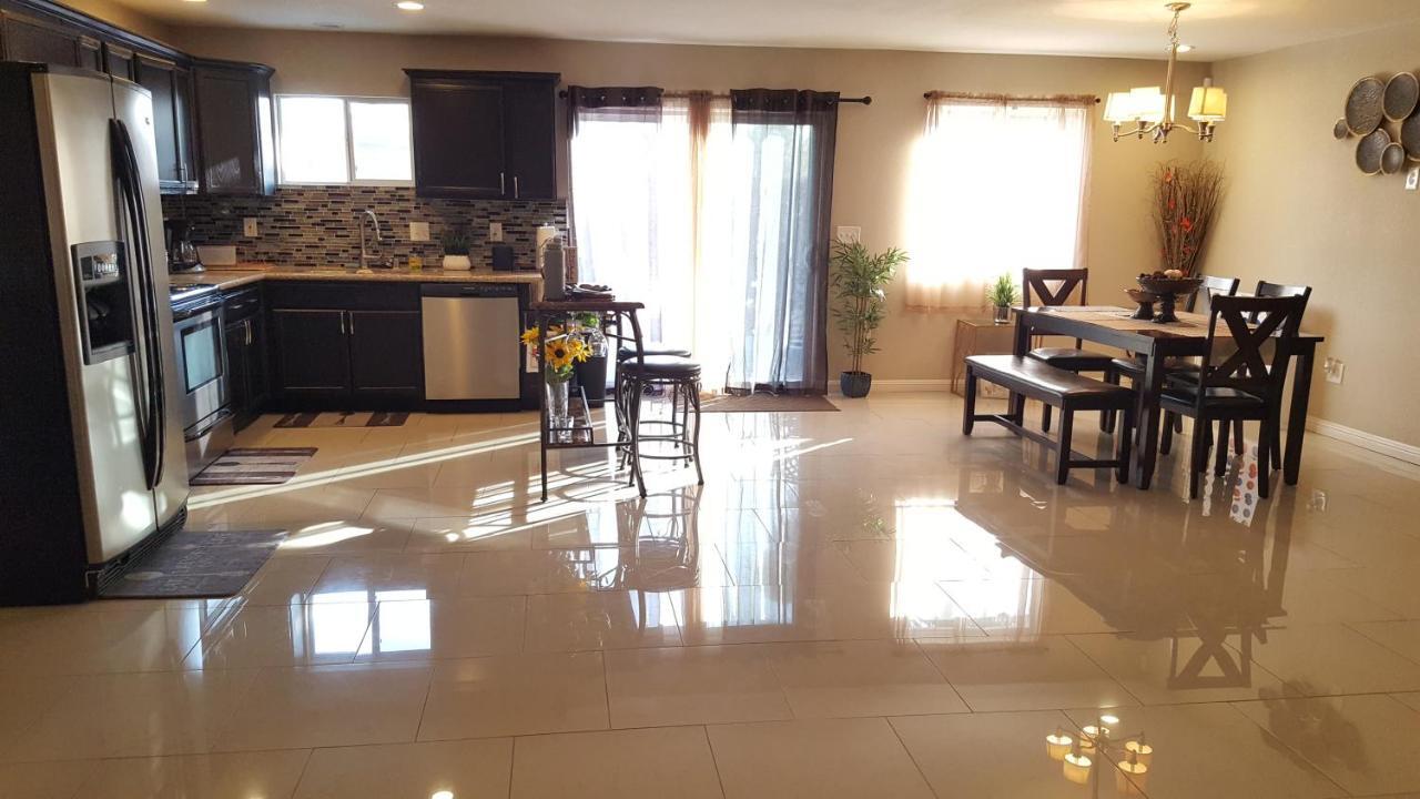 Beautiful 3 Bed/2 Bath Cozy Get Away Home Las Vegas Exterior foto